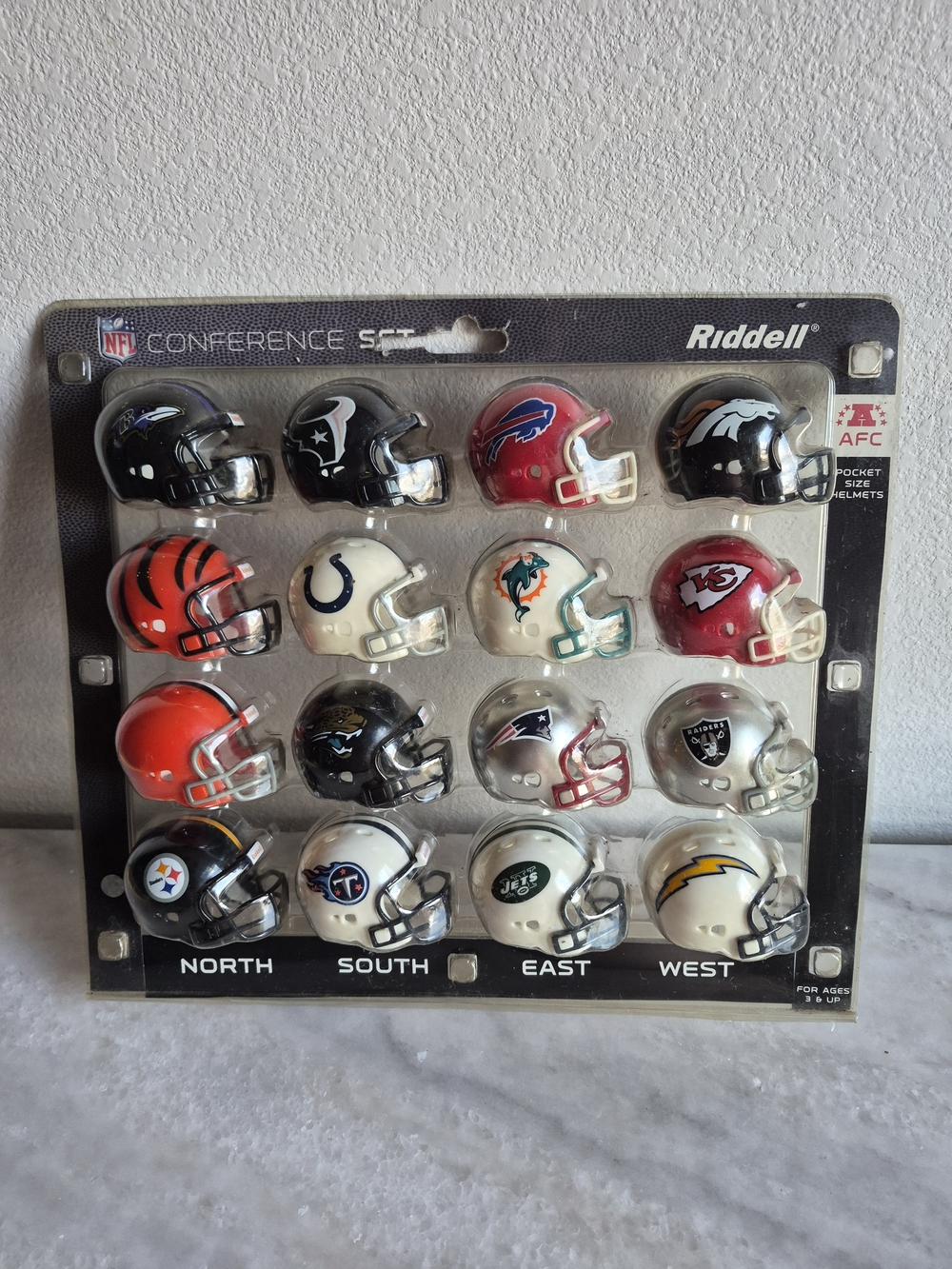 2010 Riddell NFL Conference Set AFC Pocket Size Helmets Set Of 16